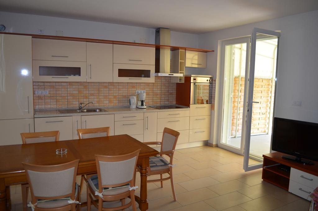 Apartments Buljan バスカ 部屋 写真