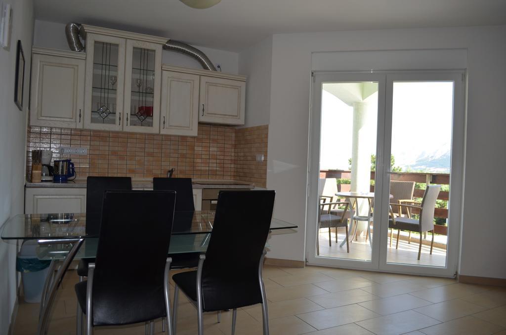 Apartments Buljan バスカ 部屋 写真